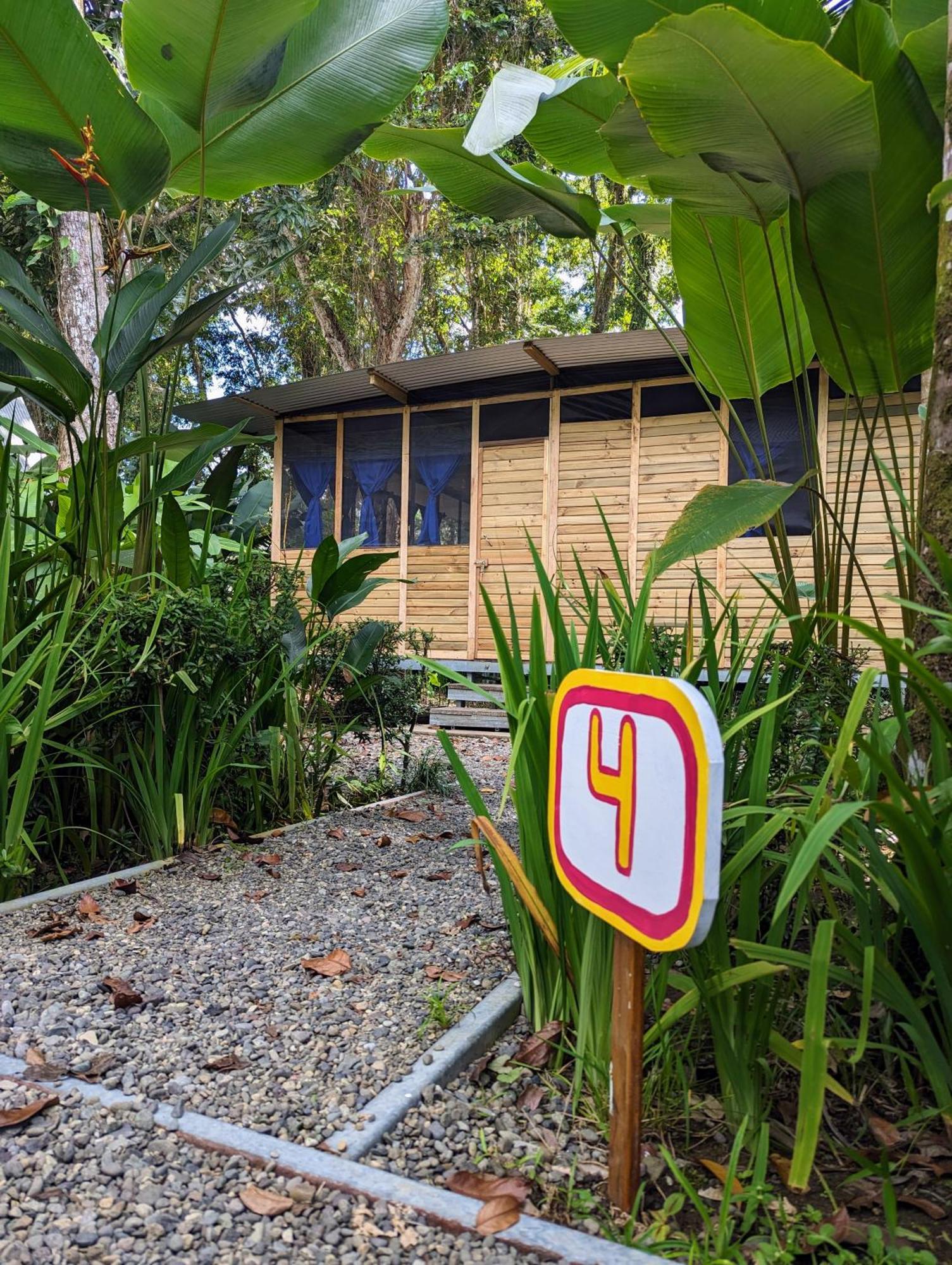 Arboura Eco Cabins Uvita Exterior photo