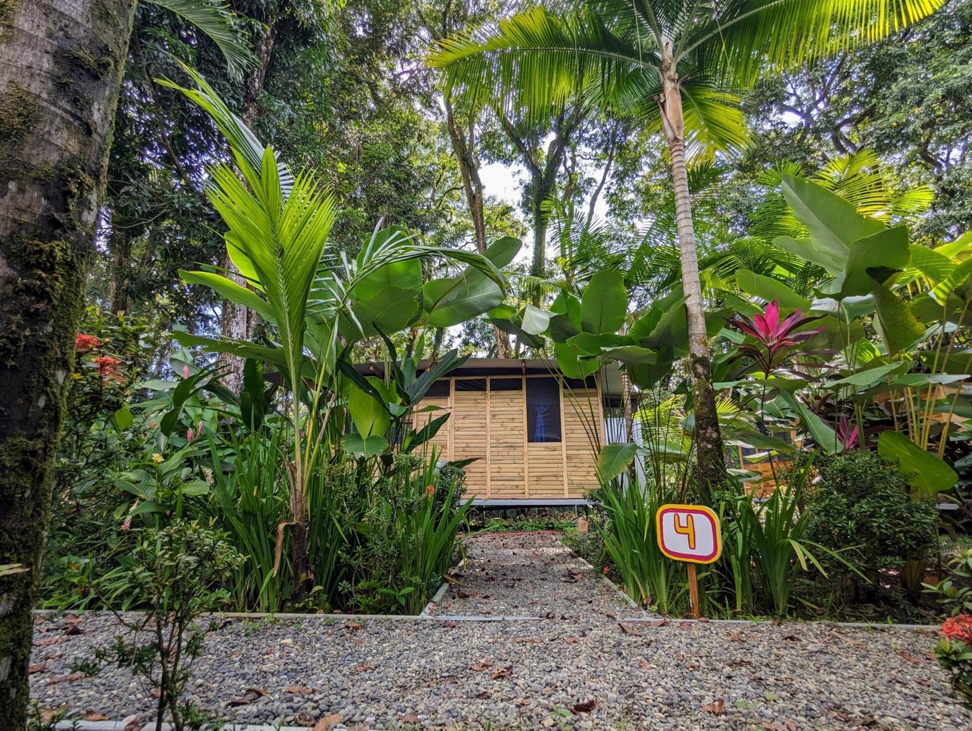 Arboura Eco Cabins Uvita Exterior photo