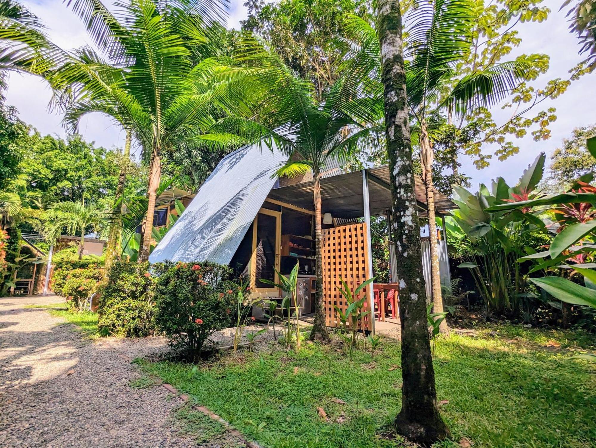 Arboura Eco Cabins Uvita Exterior photo