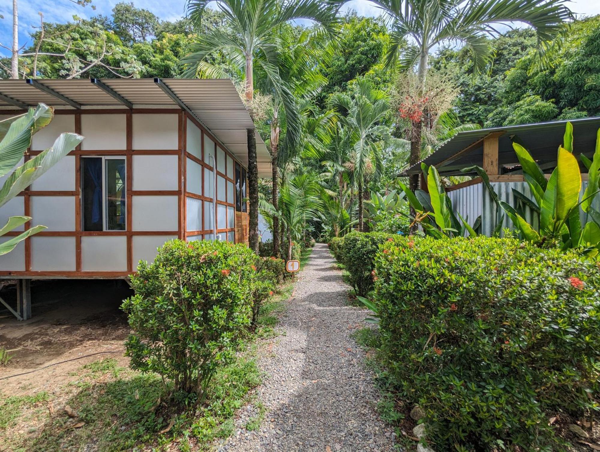 Arboura Eco Cabins Uvita Exterior photo