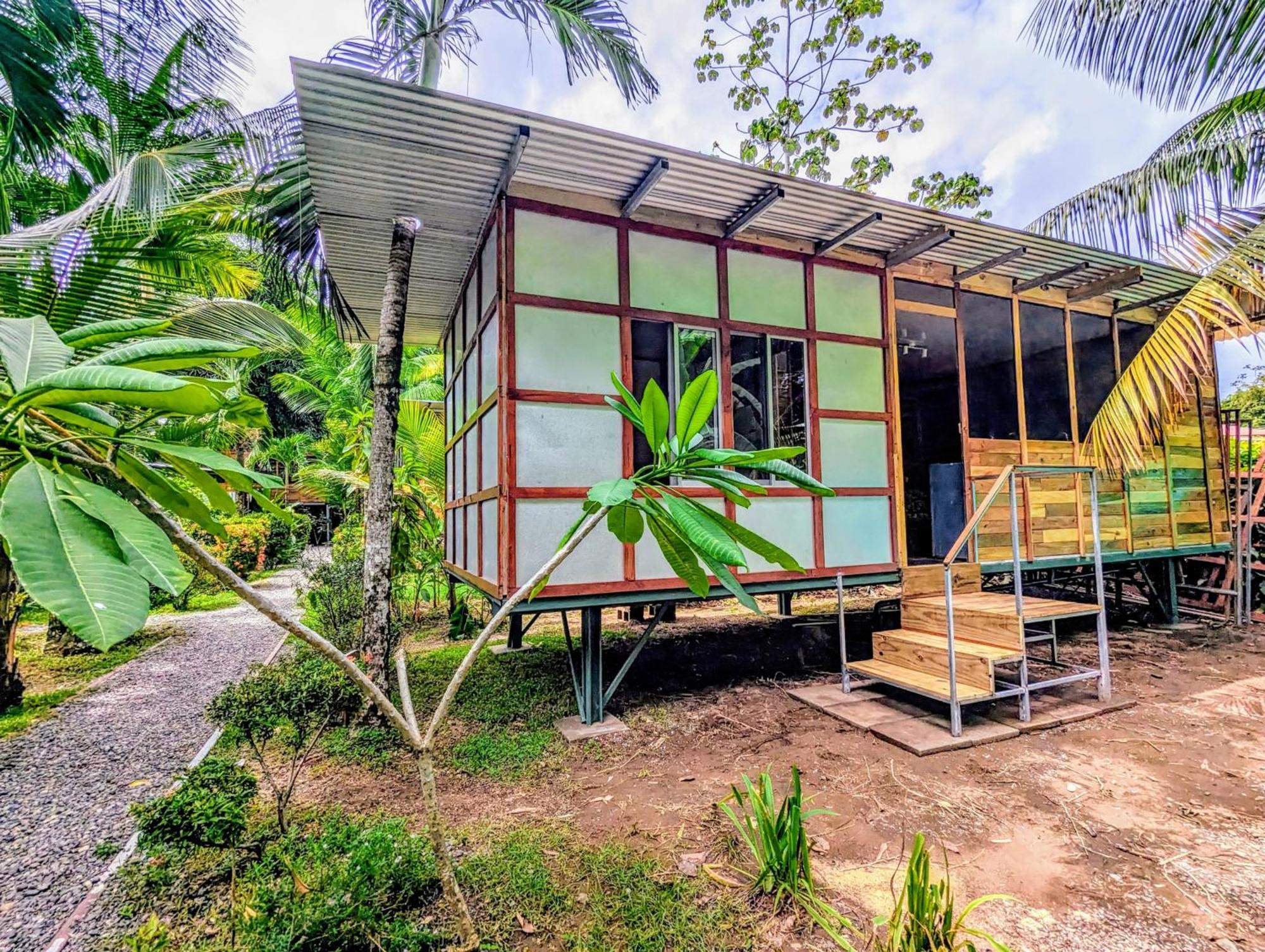 Arboura Eco Cabins Uvita Exterior photo